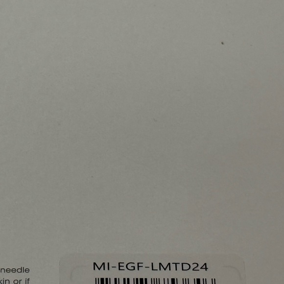 Qure Dark Spot Micro-Infusion Skincare System 3 month supply. LIMITED EDITION - Picture 7 of 16